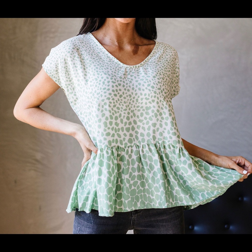 Mint Dot top